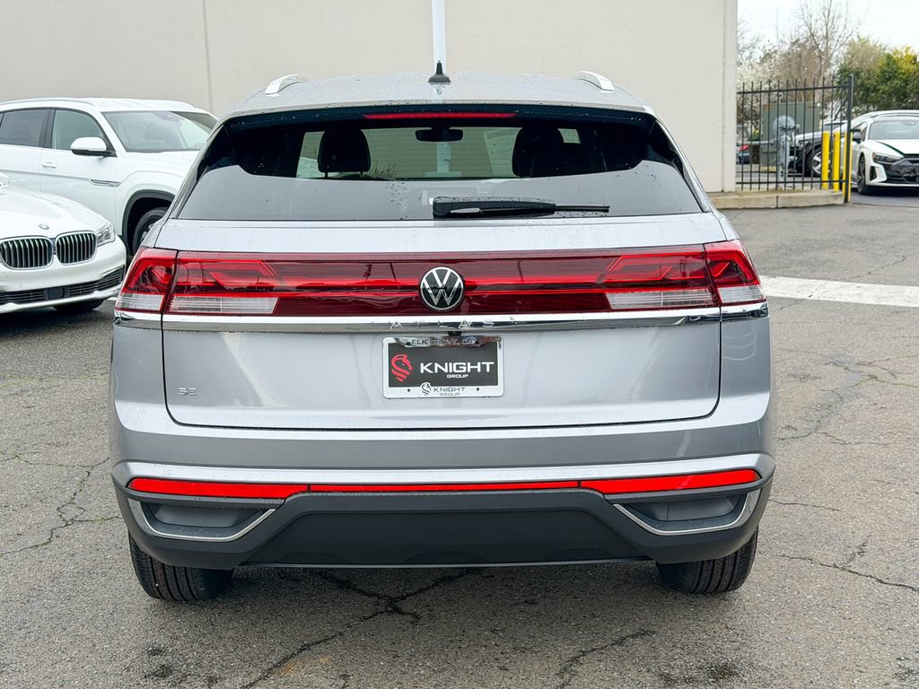 New 2026 Volkswagen Atlas Cross Sport SE FWD image 9