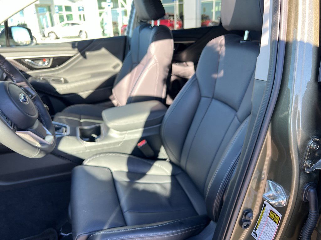 Certified 2025 Subaru Outback Limited image 20