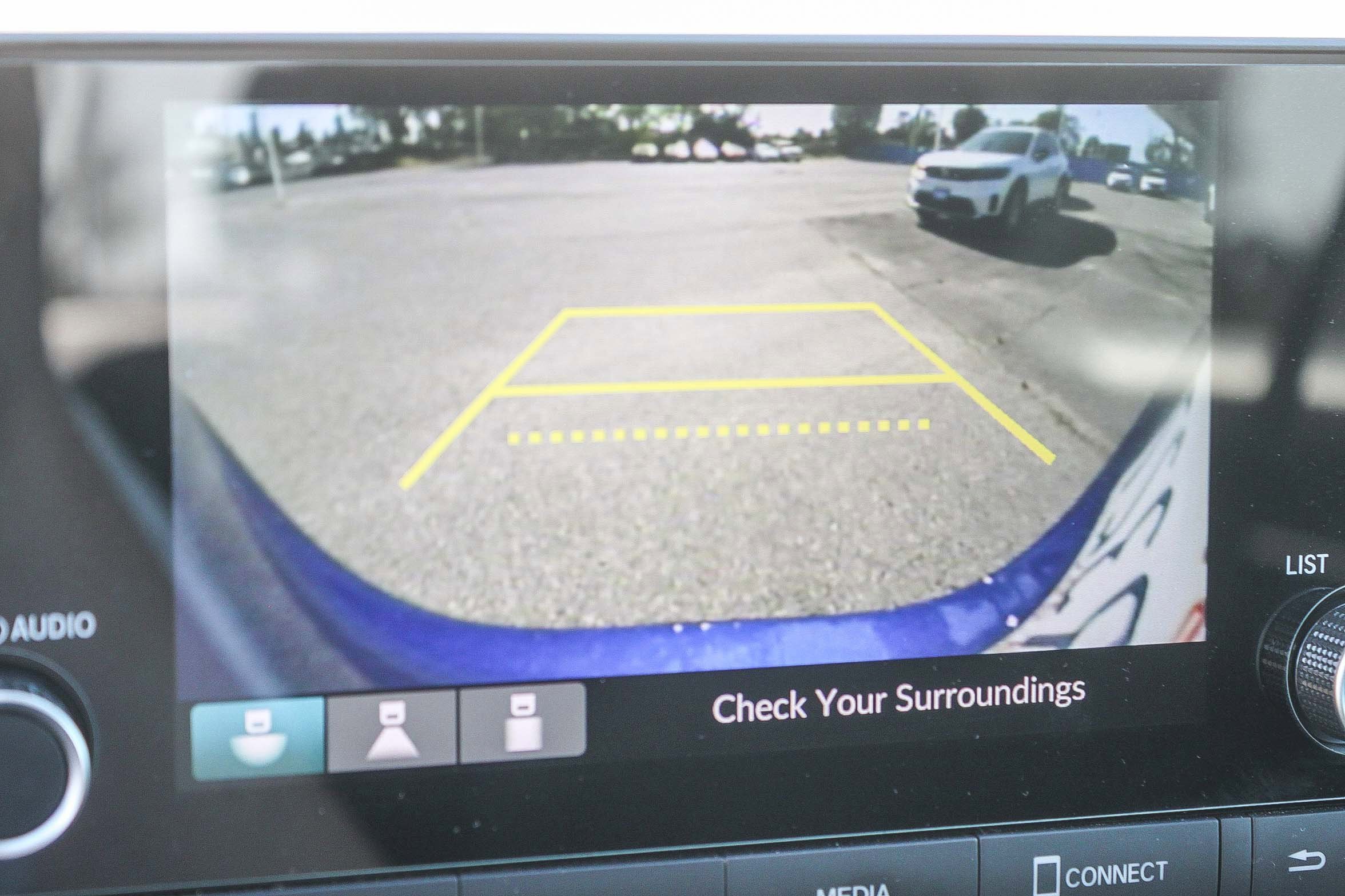 Used 2025 Honda CR-V LX image 25