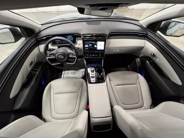Used 2023 Hyundai Tucson Limited AWD/4WD image 12