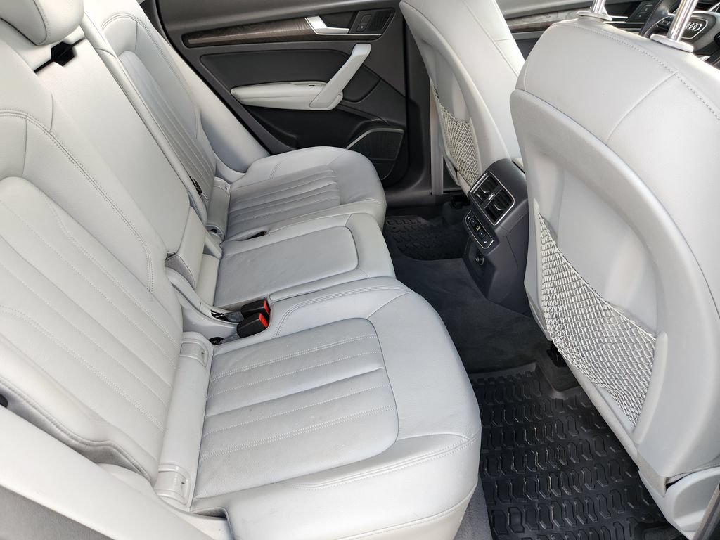 Used 2018 Audi Q5 Prestige w/ Prestige Package AWD/4WD image 32