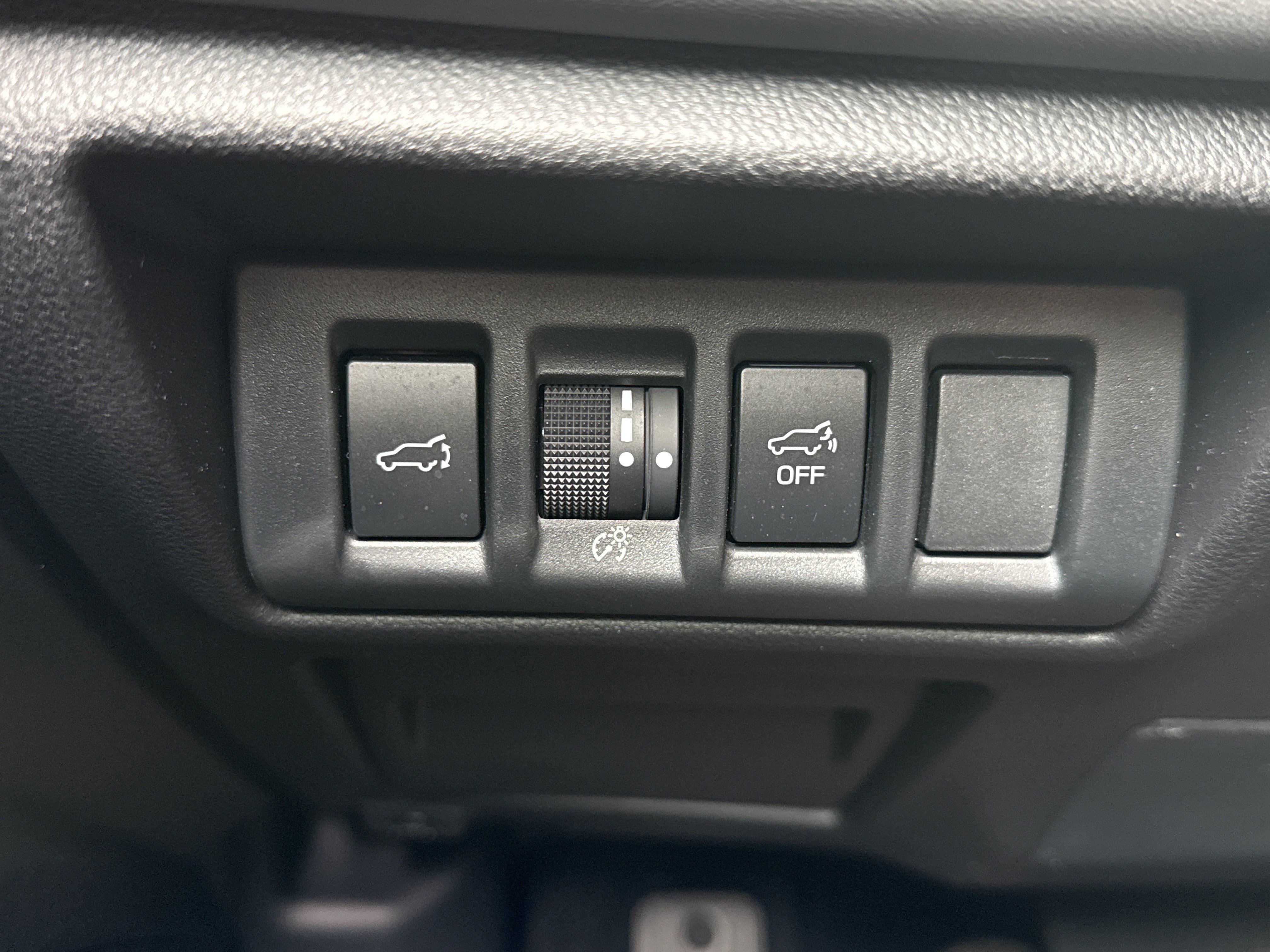 Certified 2025 Subaru Outback Wilderness AWD/4WD image 33