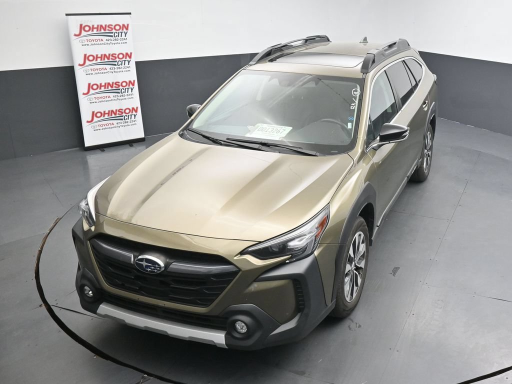 Used 2024 Subaru Outback Limited AWD/4WD image 12