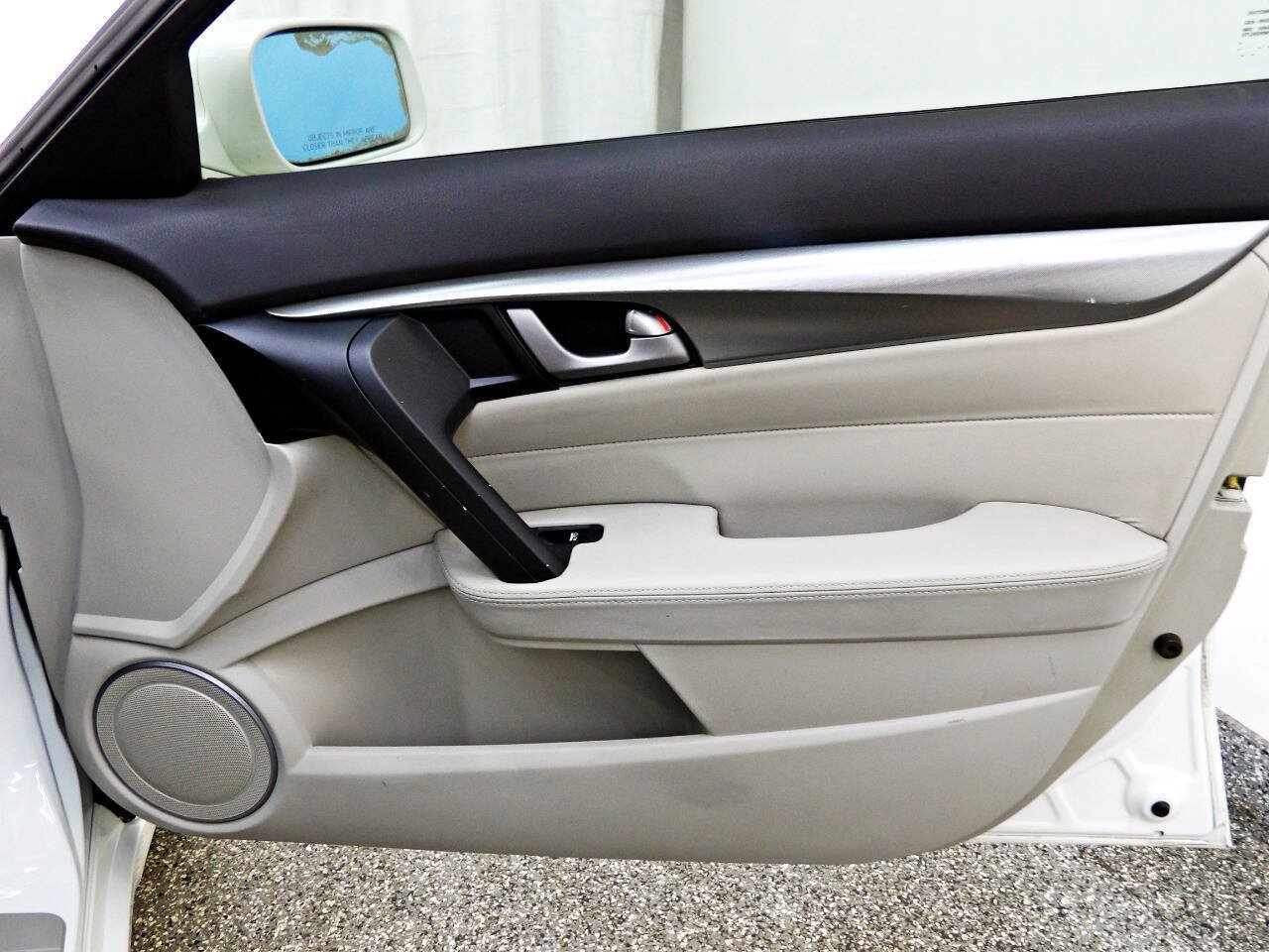 Used 2009 Acura TL w/ Technology Package FWD image 12