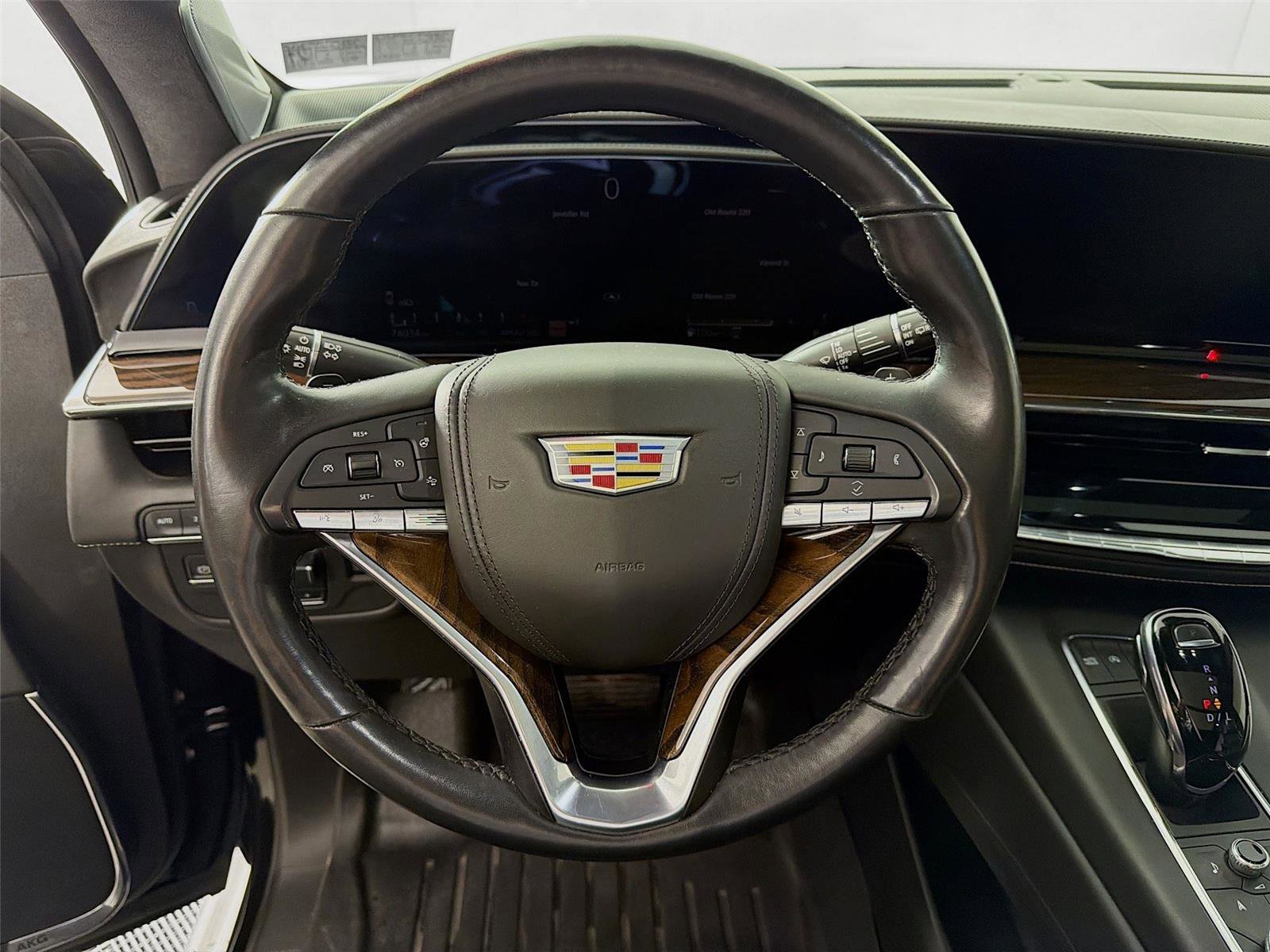 Used 2021 Cadillac Escalade Sport Platinum image 12