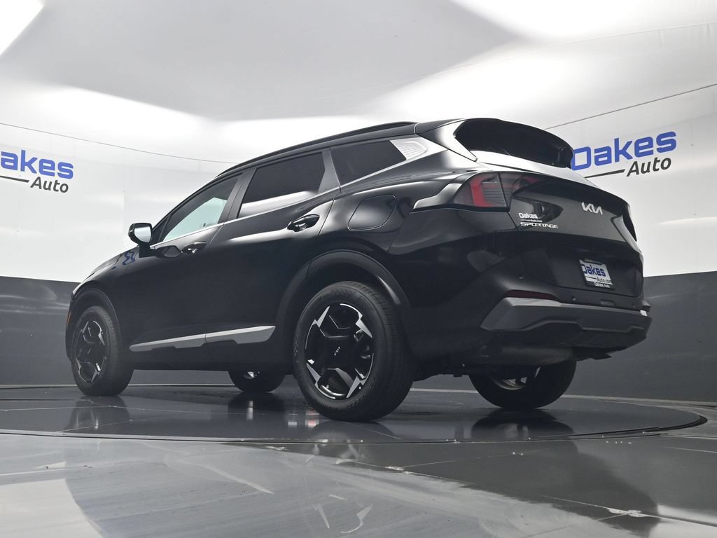 Certified 2026 Kia Sportage EX w/ EX Panorama Roof Package AWD/4WD image 44