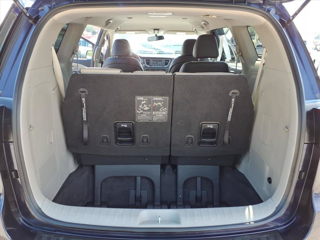 Used 2020 Kia Sedona EX FWD image 15