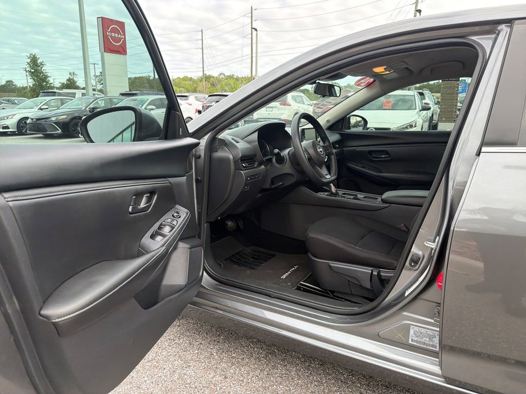 Certified 2024 Nissan Sentra S image 11