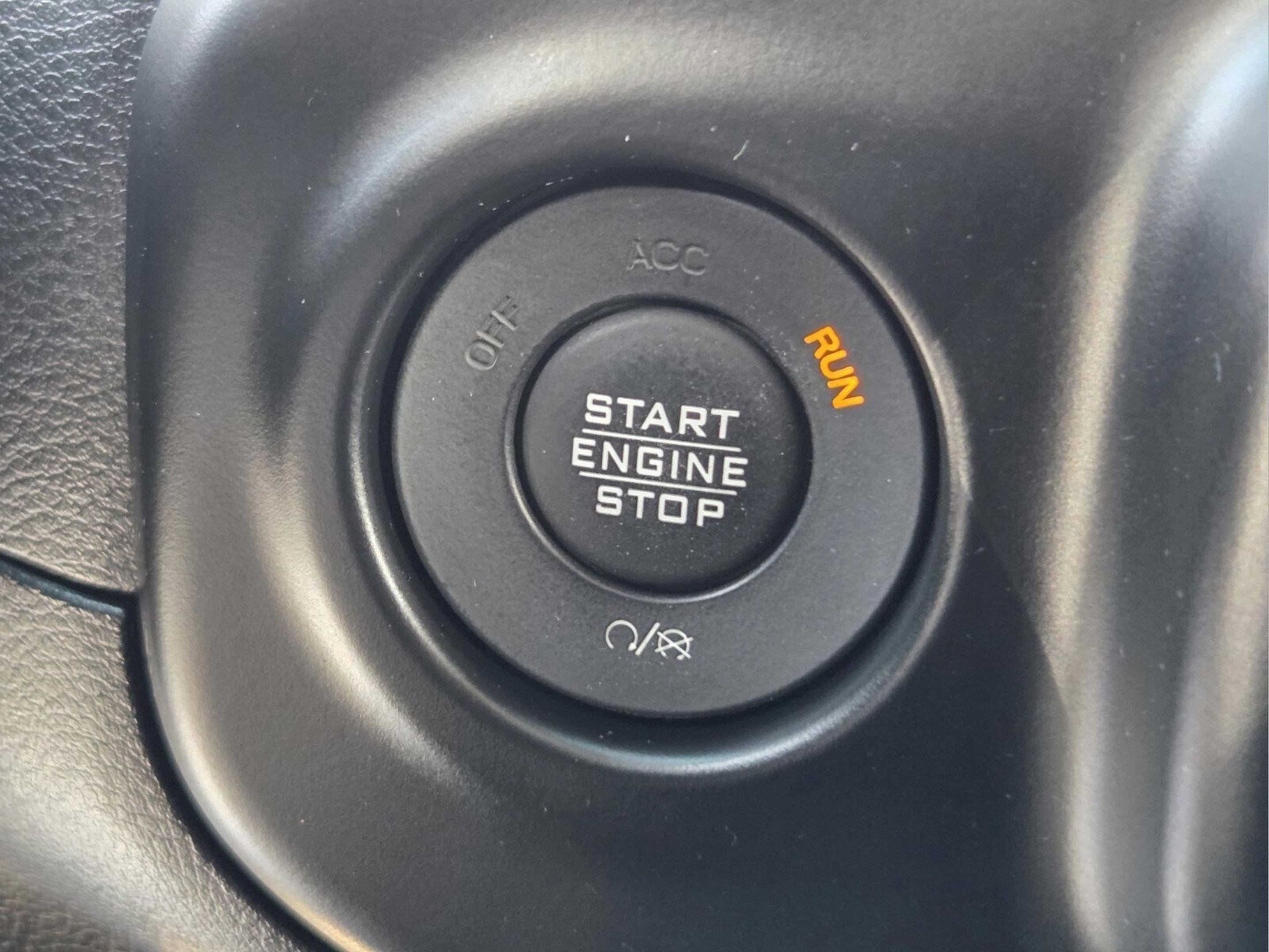 Used 2020 Jeep Gladiator Rubicon AWD/4WD image 19