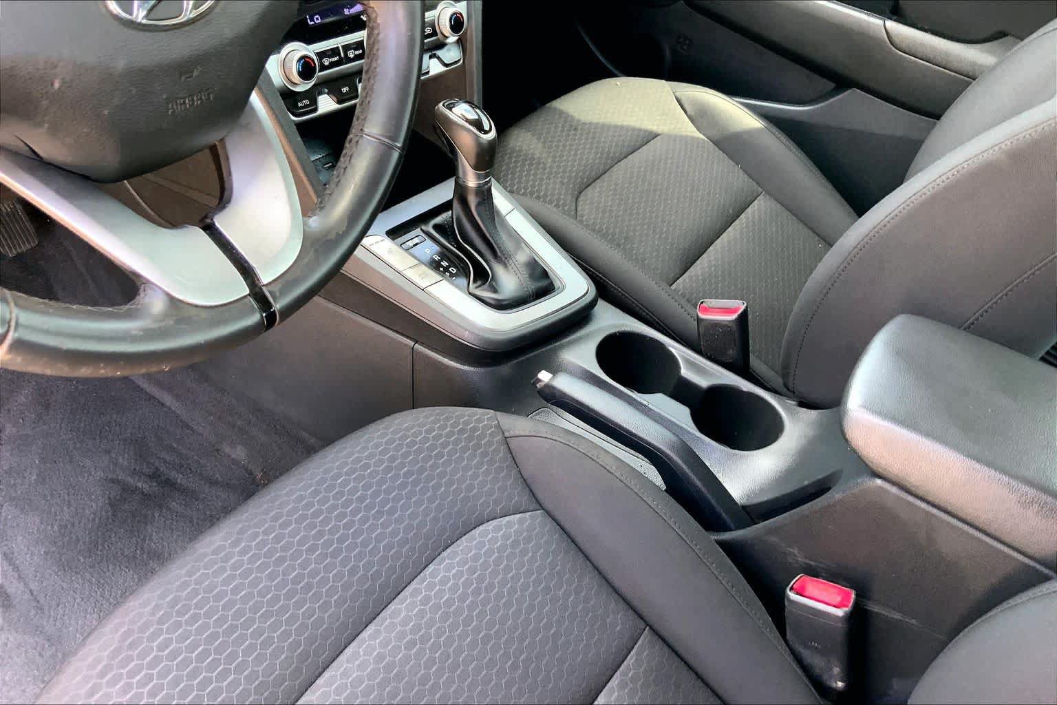 Used 2020 Hyundai Elantra Value Edition w/ Cargo Package (C1) FWD image 17