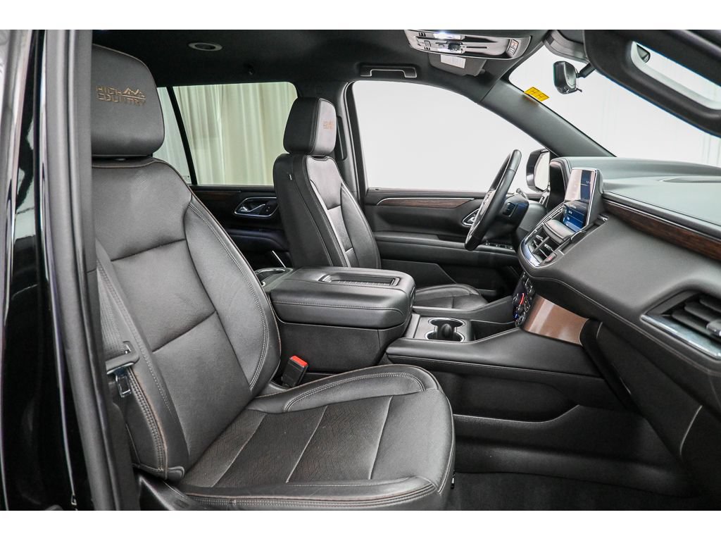 Used 2023 Chevrolet Tahoe High Country AWD/4WD image 17