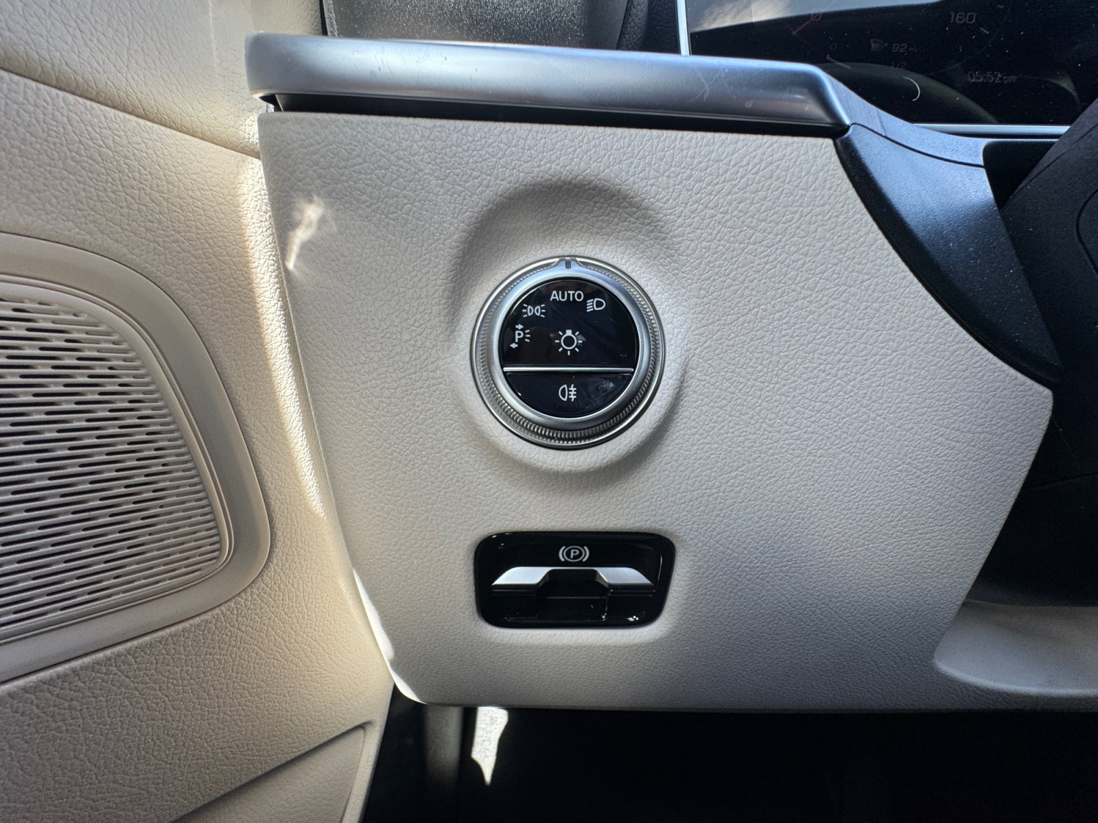 Certified 2025 Mercedes-Benz C 300 4MATIC Sedan image 26