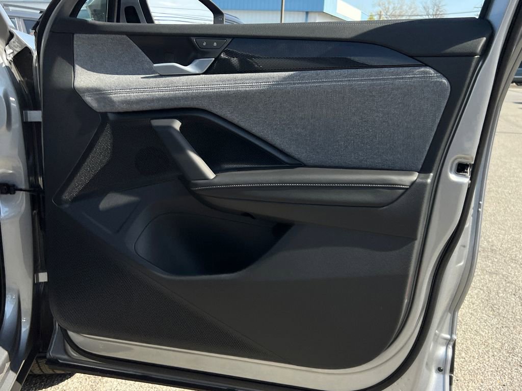 New 2026 Volkswagen Tiguan S image 9