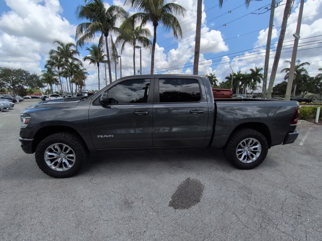 Used 2023 RAM 1500 Laramie AWD/4WD image 8