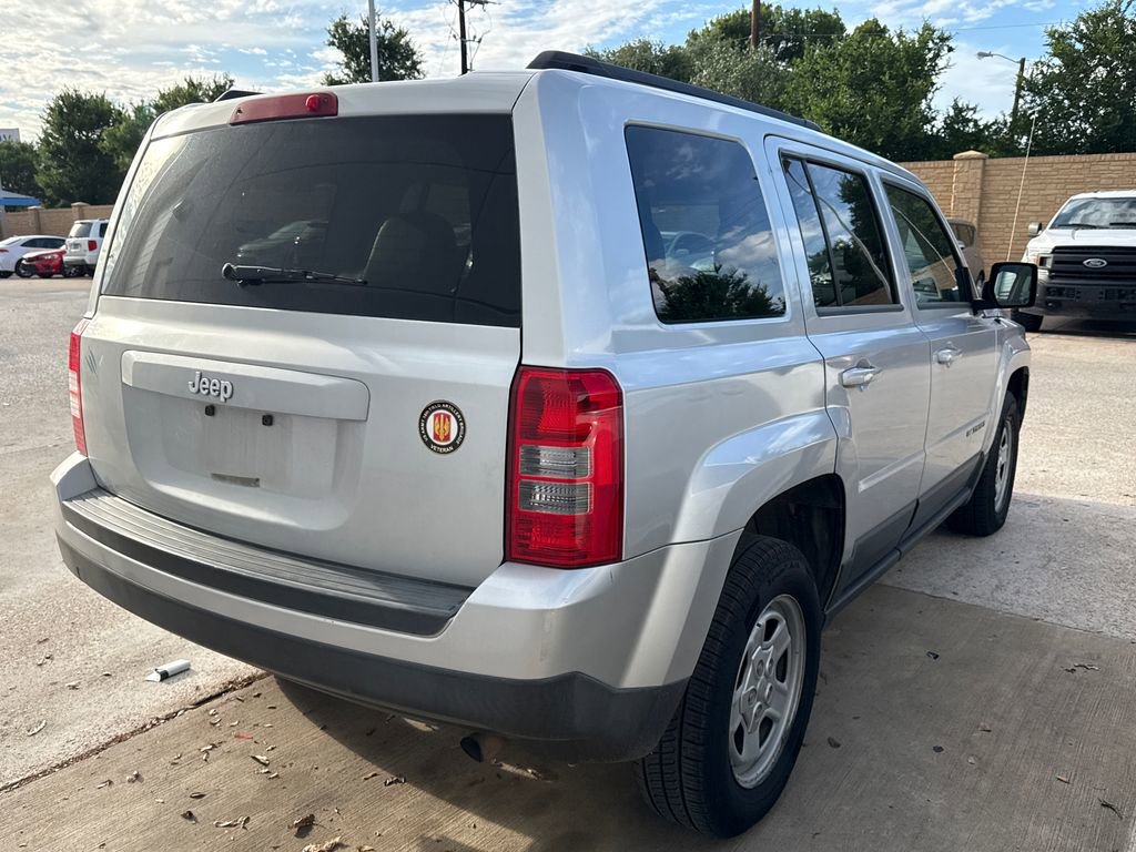 Used 2014 Jeep Patriot Sport FWD image 6