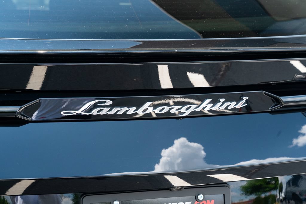 Used 2021 Lamborghini Urus AWD/4WD image 17