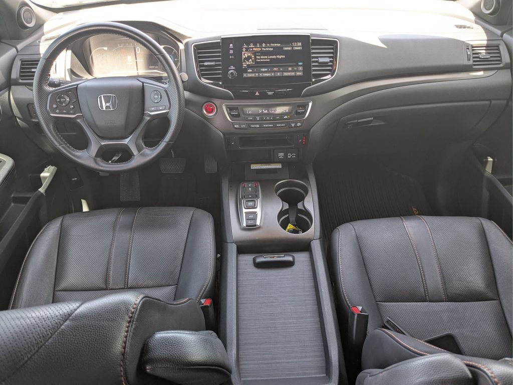 Used 2022 Honda Pilot TrailSport image 12