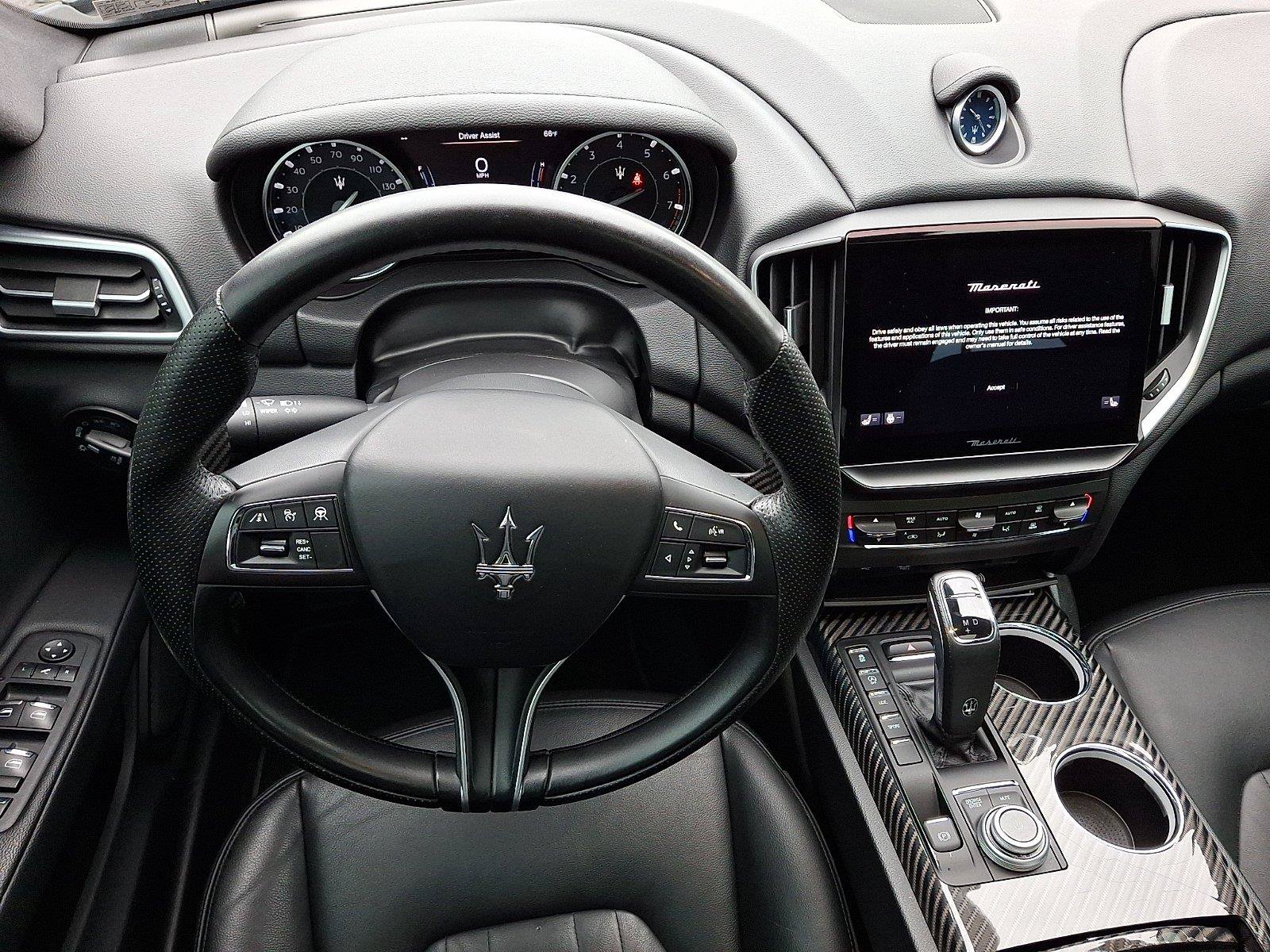 Used 2023 Maserati Ghibli Modena Q4 AWD/4WD image 12