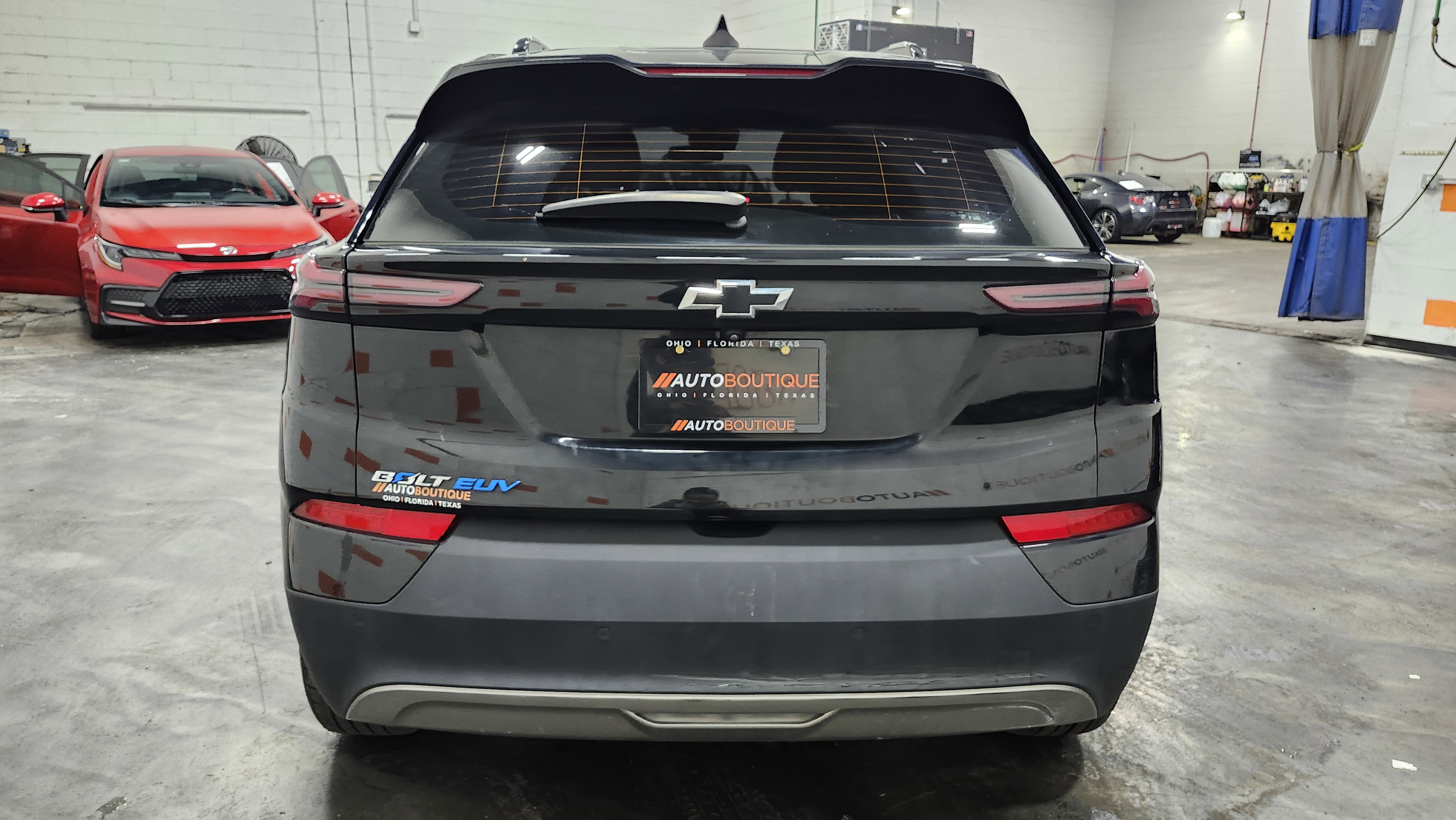 Used 2023 Chevrolet Bolt EUV LT w/ Driver Confidence Package image 14