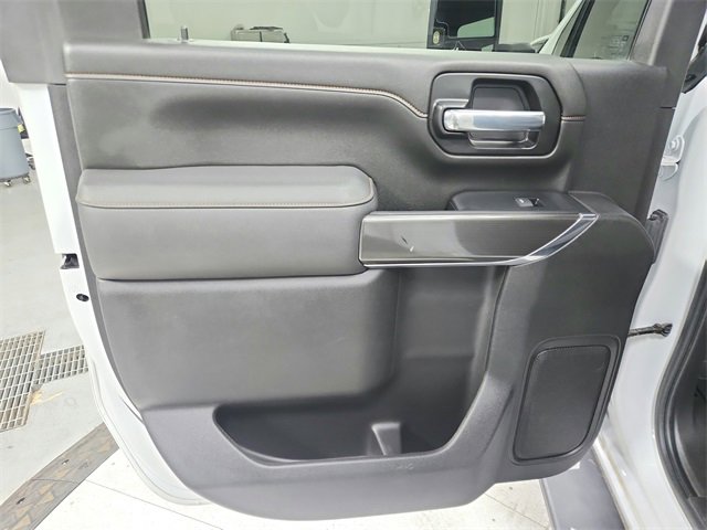 Used 2021 GMC Sierra 2500 AT4 image 34