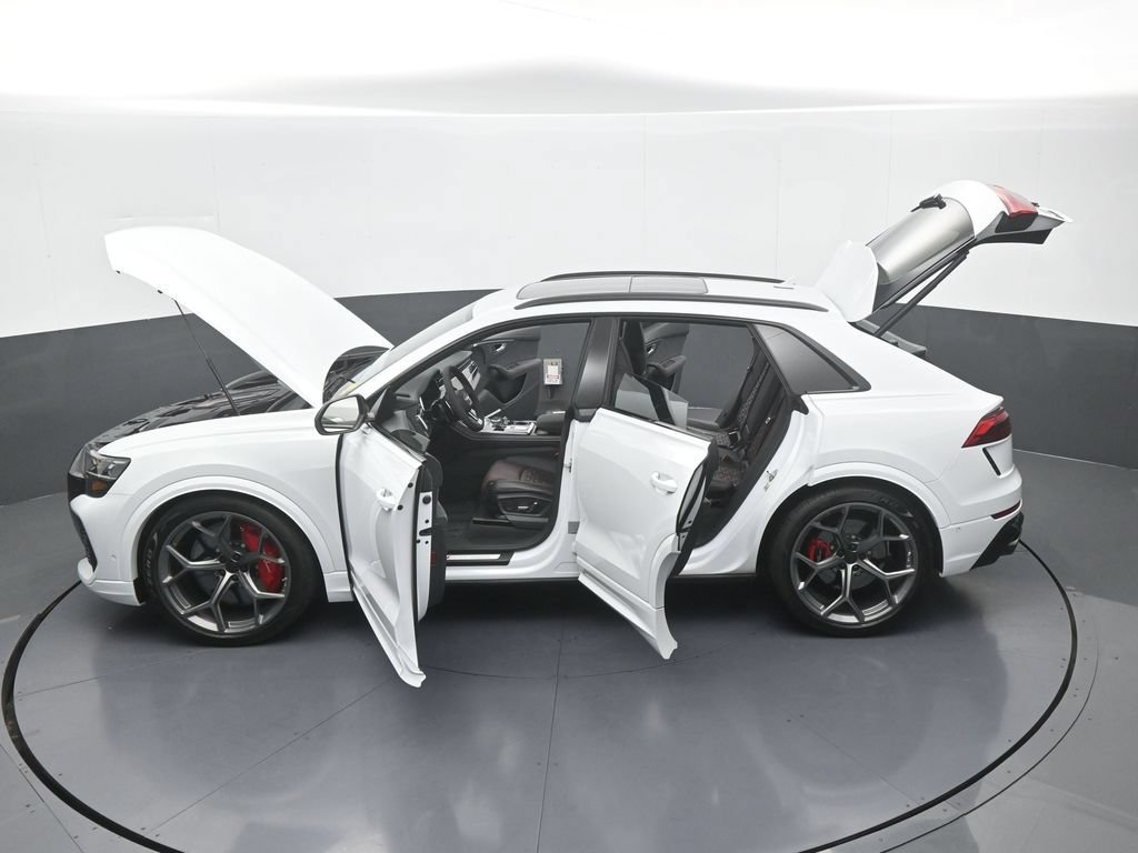 Used 2026 Audi RS Q8 performance AWD/4WD image 84