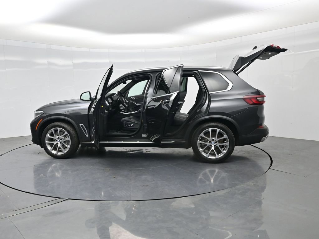 Used 2023 BMW X5 xDrive40i AWD/4WD image 37