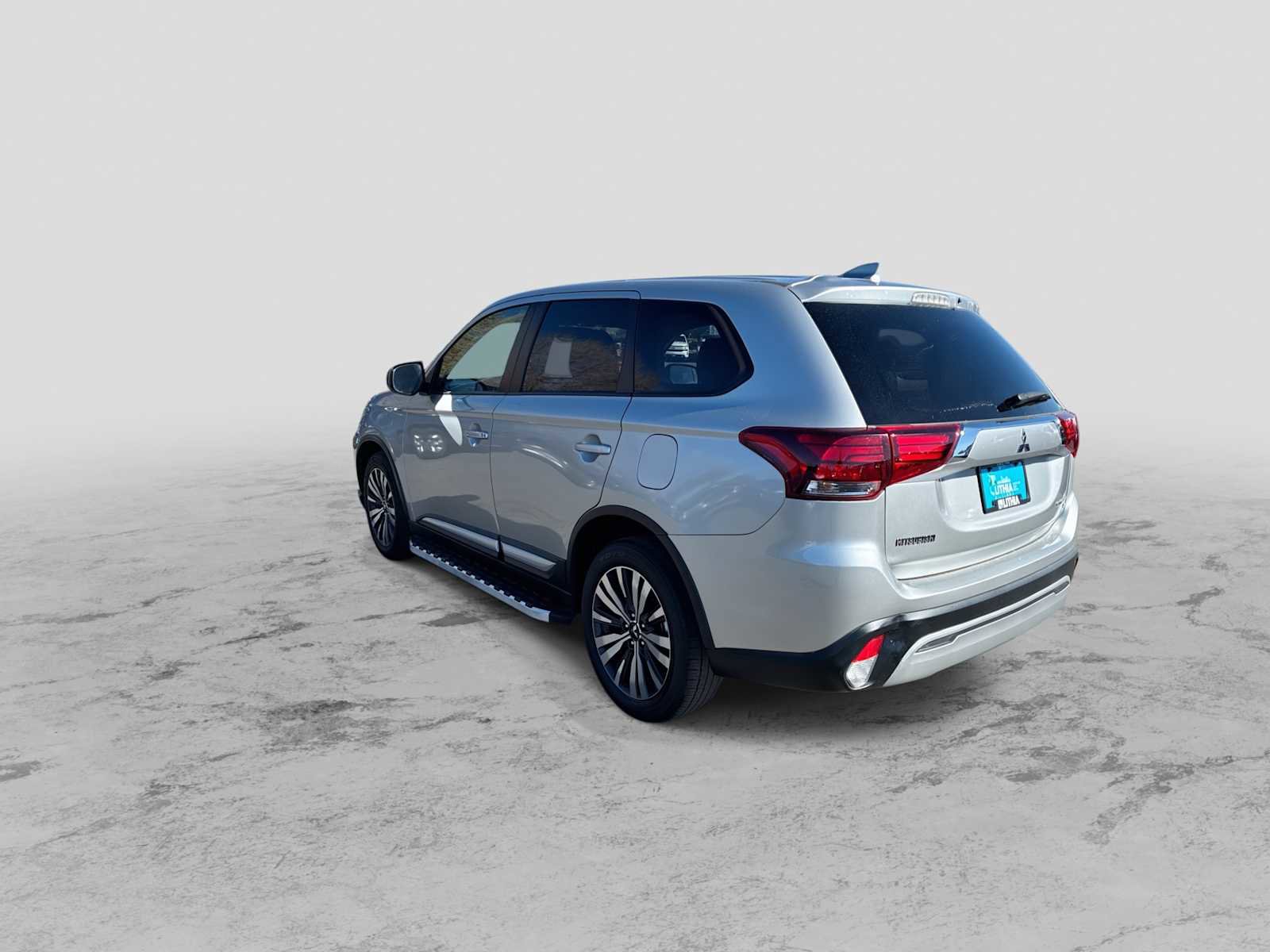 Used 2019 Mitsubishi Outlander SE image 6