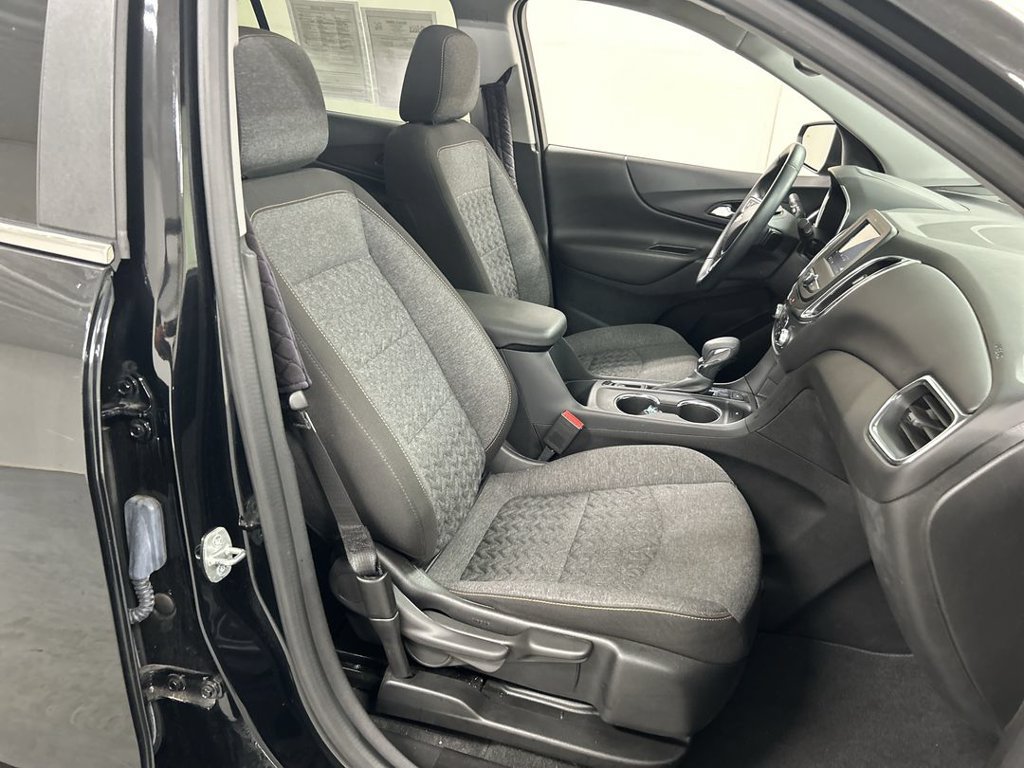 Certified 2024 Chevrolet Equinox LT AWD/4WD image 23