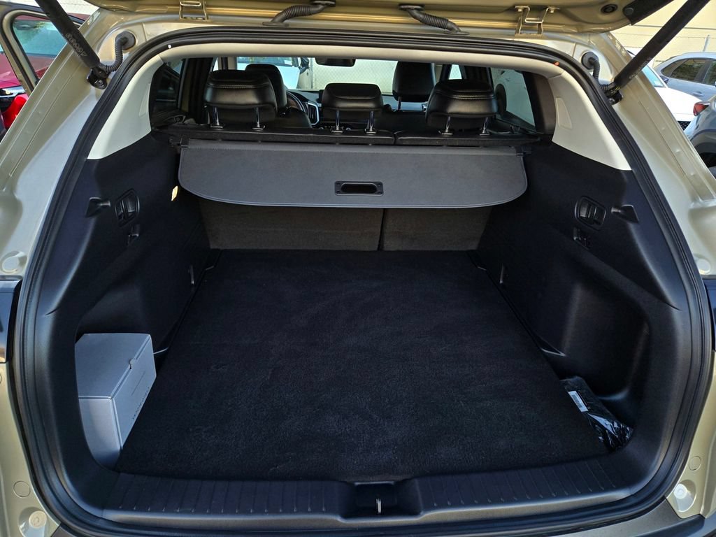 Certified 2025 MAZDA CX-50 AWD 2.5 Turbo w/ Cargo Package image 26