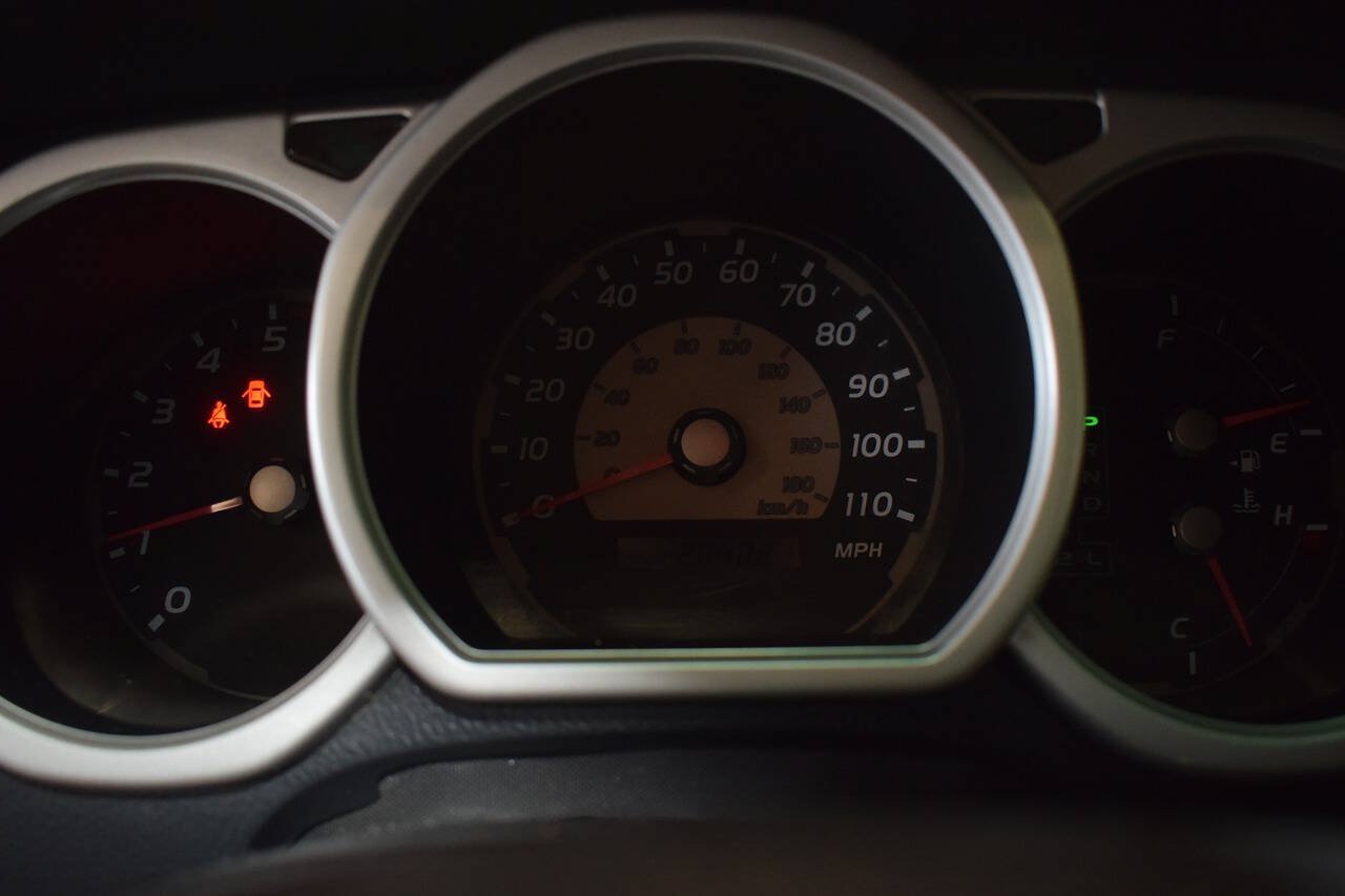 Used 2003 Toyota 4Runner SR5 AWD/4WD image 24