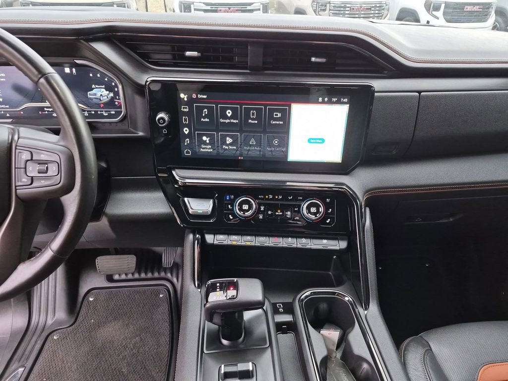 Used 2022 GMC Sierra 1500 AT4 w/ AT4 Premium Package AWD/4WD image 23
