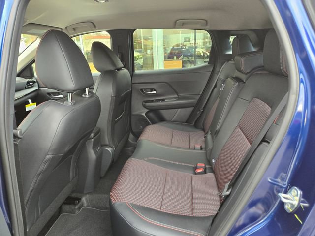 New 2026 Nissan Kicks SR w/ Cold Weather Package image 12