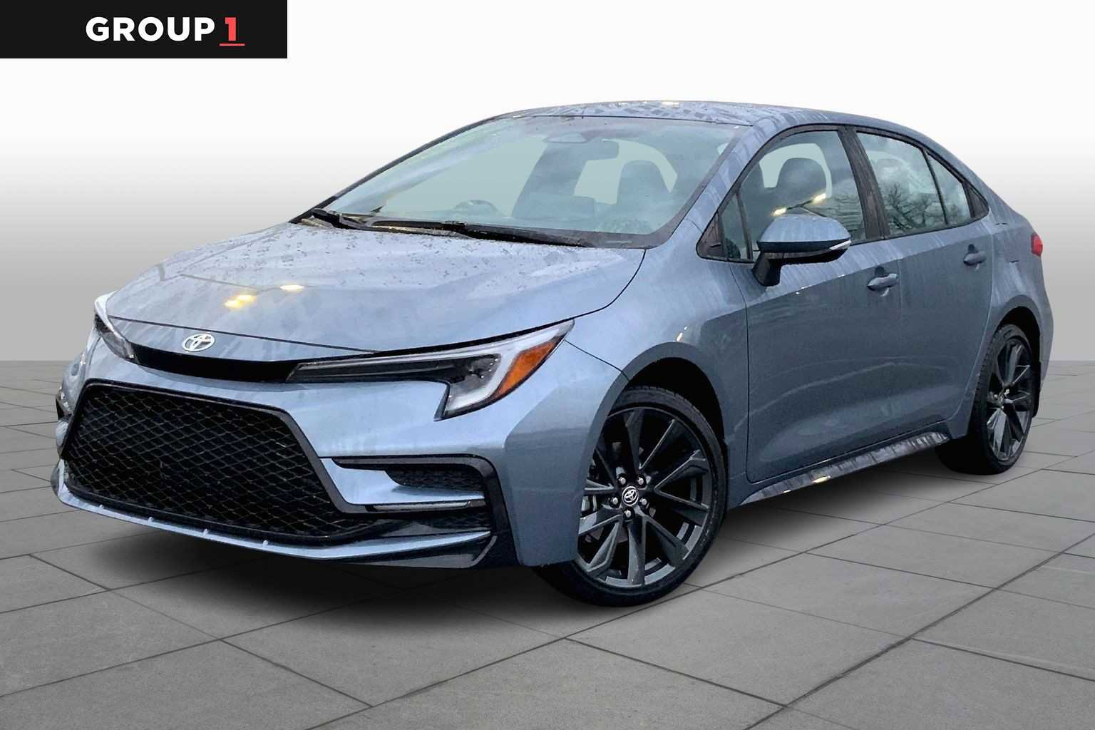 Used 2026 Toyota Corolla SE w/ SE Package image 1