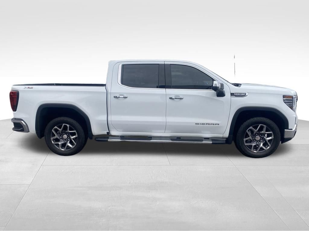 Used 2025 GMC Sierra 1500 SLT w/ SLT Premium Plus Package AWD/4WD image 13