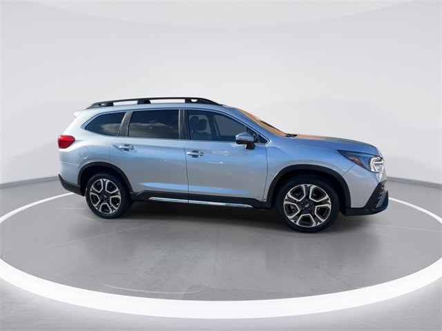 Used 2023 Subaru Ascent Limited image 9