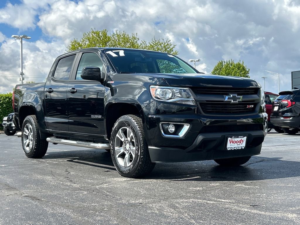 Used 2017 Chevrolet Colorado Z71 AWD/4WD image 2