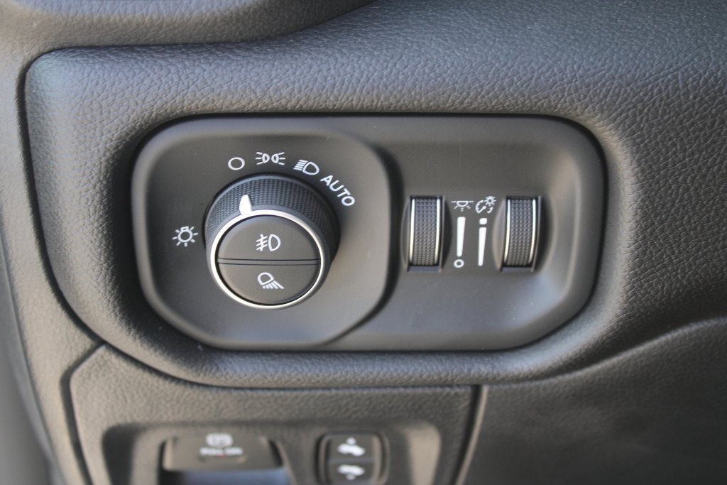 Used 2025 RAM 1500 Big Horn image 12