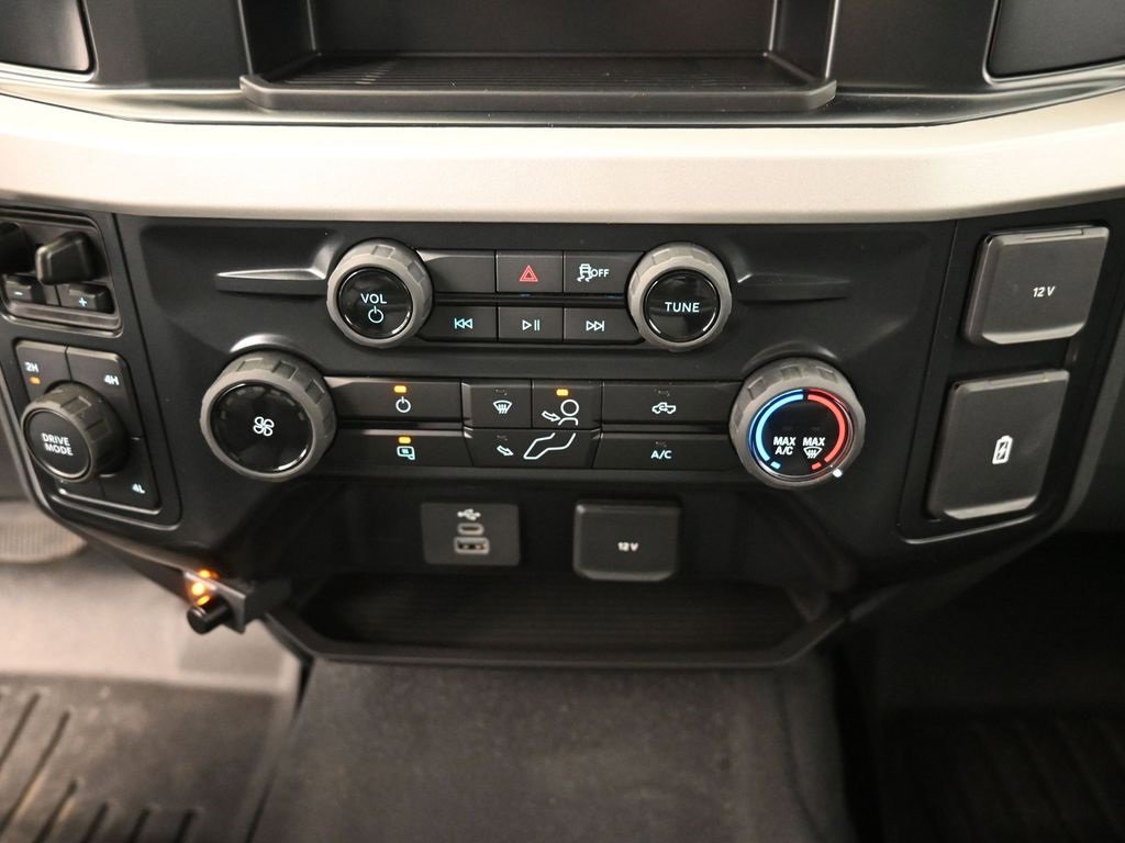 Used 2025 Ford F250 XL w/ XL Off-Road Package image 26