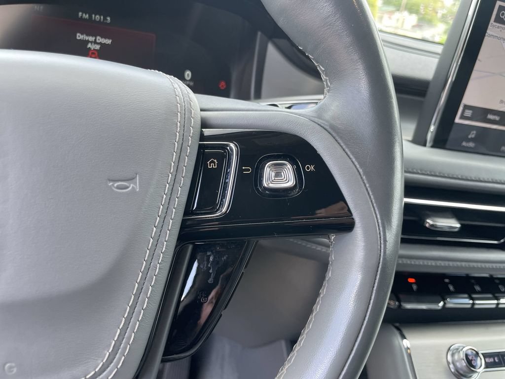 Used 2020 Lincoln Aviator Reserve w/ Equipment Group 202A AWD/4WD image 18