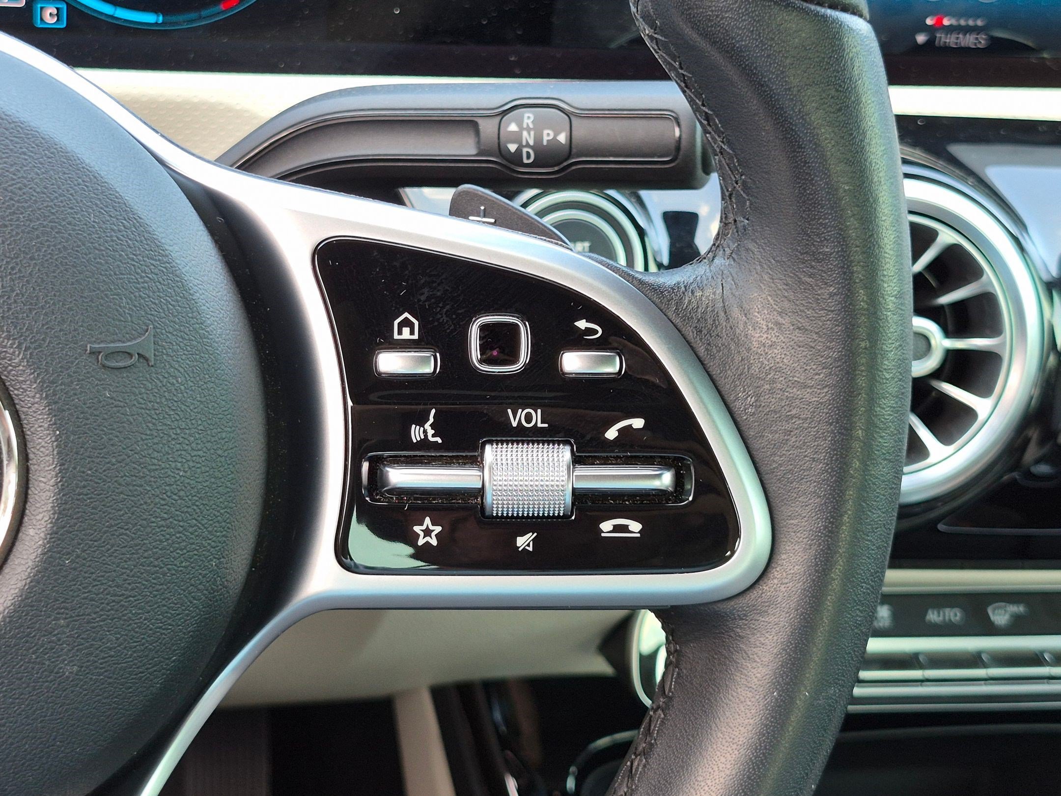 Certified 2020 Mercedes-Benz A 220 4MATIC image 30