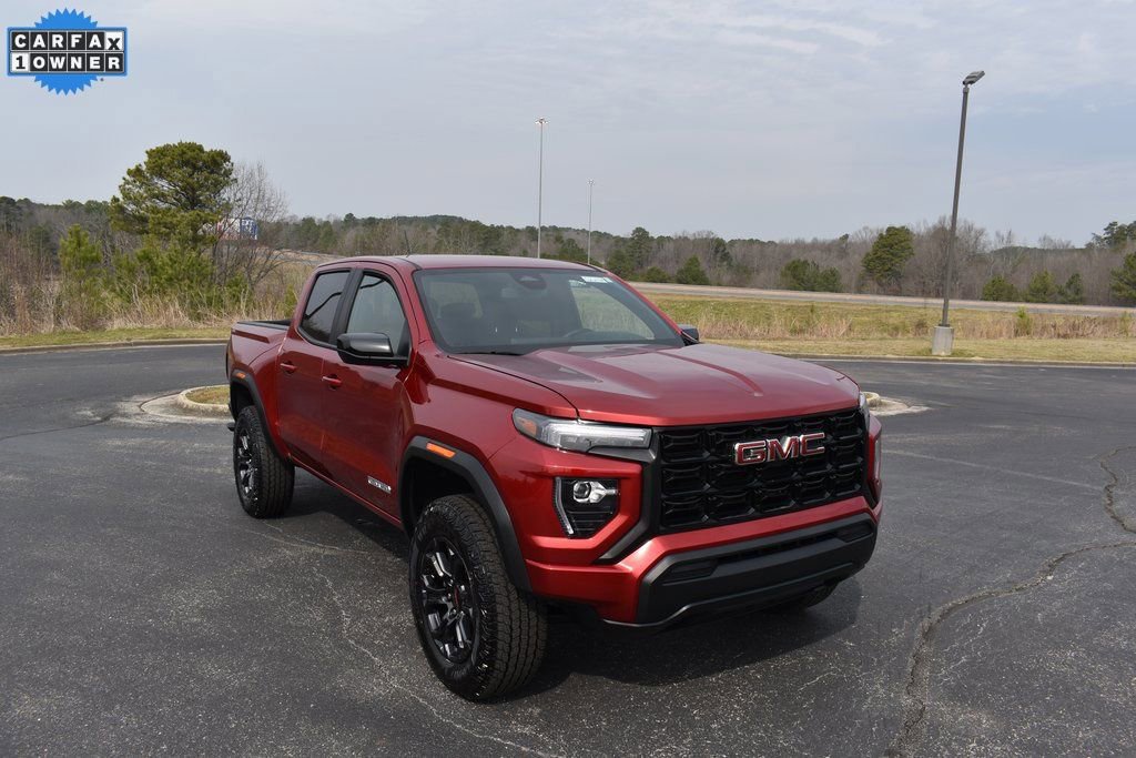 Used 2025 GMC Canyon Elevation