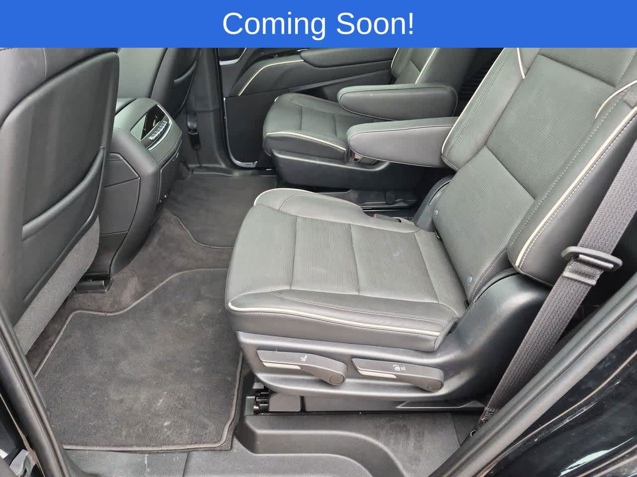 Used 2023 Cadillac Escalade Premium Luxury AWD/4WD image 20