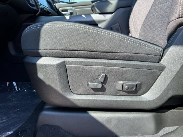 New 2026 RAM 2500 Big Horn AWD/4WD image 26