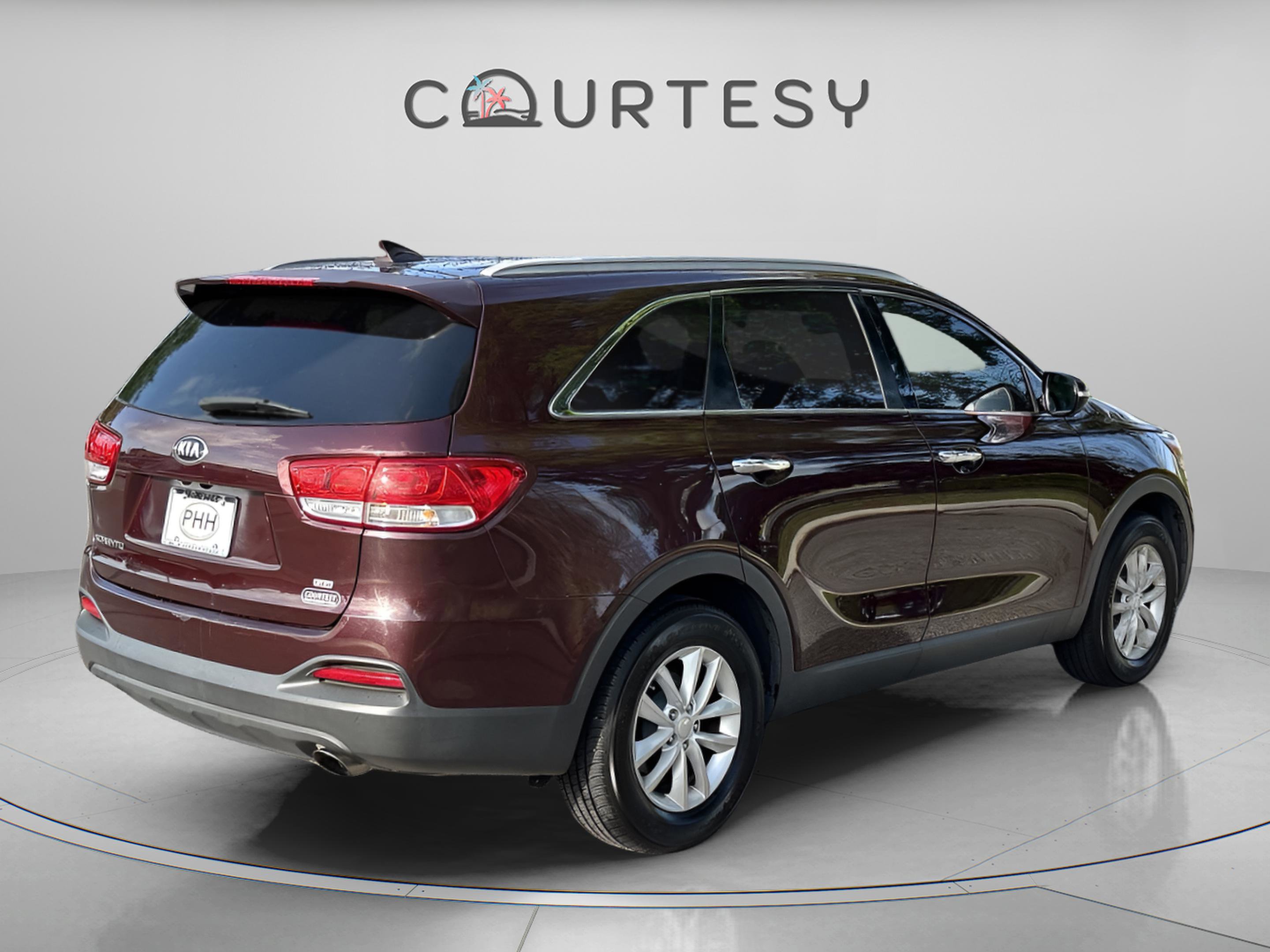 Used 2018 Kia Sorento LX image 7