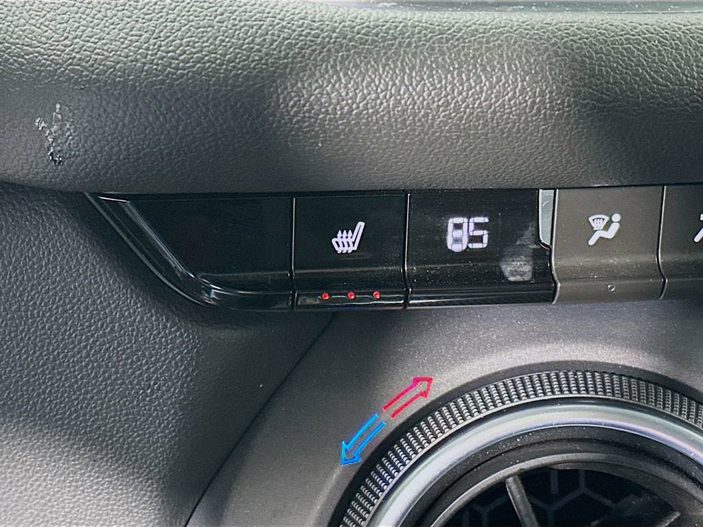 Used 2021 Chevrolet Blazer LT image 28