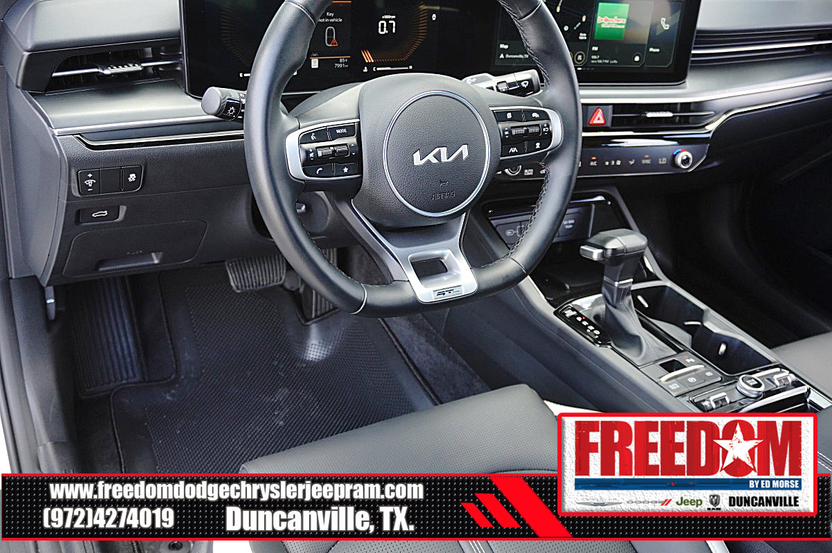 Used 2025 Kia K5 GT-Line w/ GT-Line Premium Package FWD image 25
