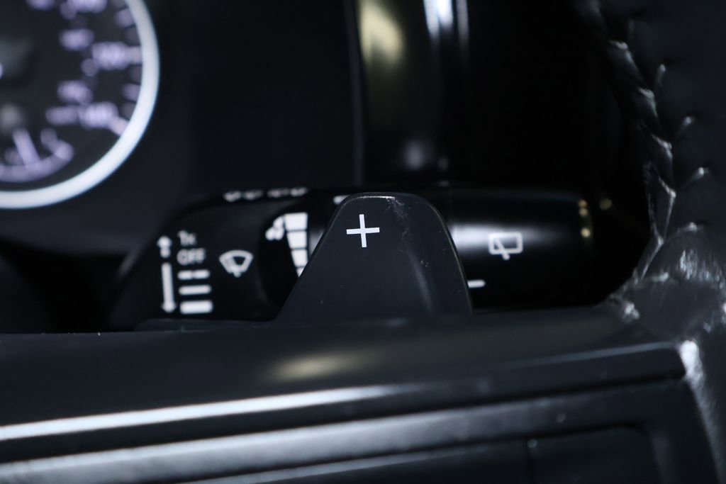 Used 2024 Nissan Pathfinder SV image 22