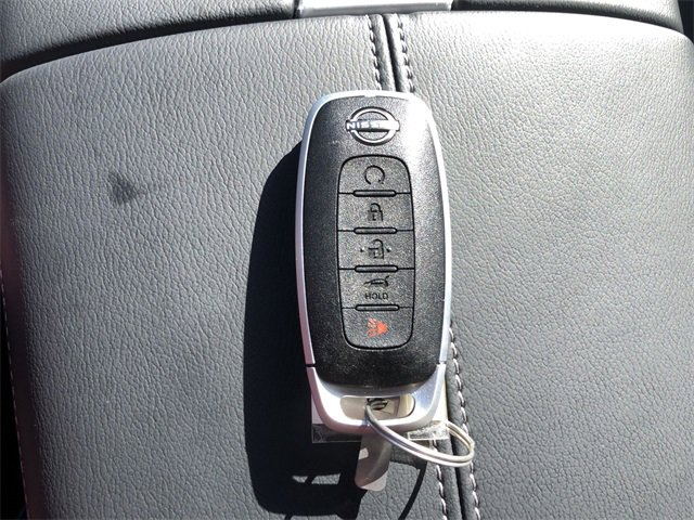 Certified 2025 Nissan Murano SL image 35