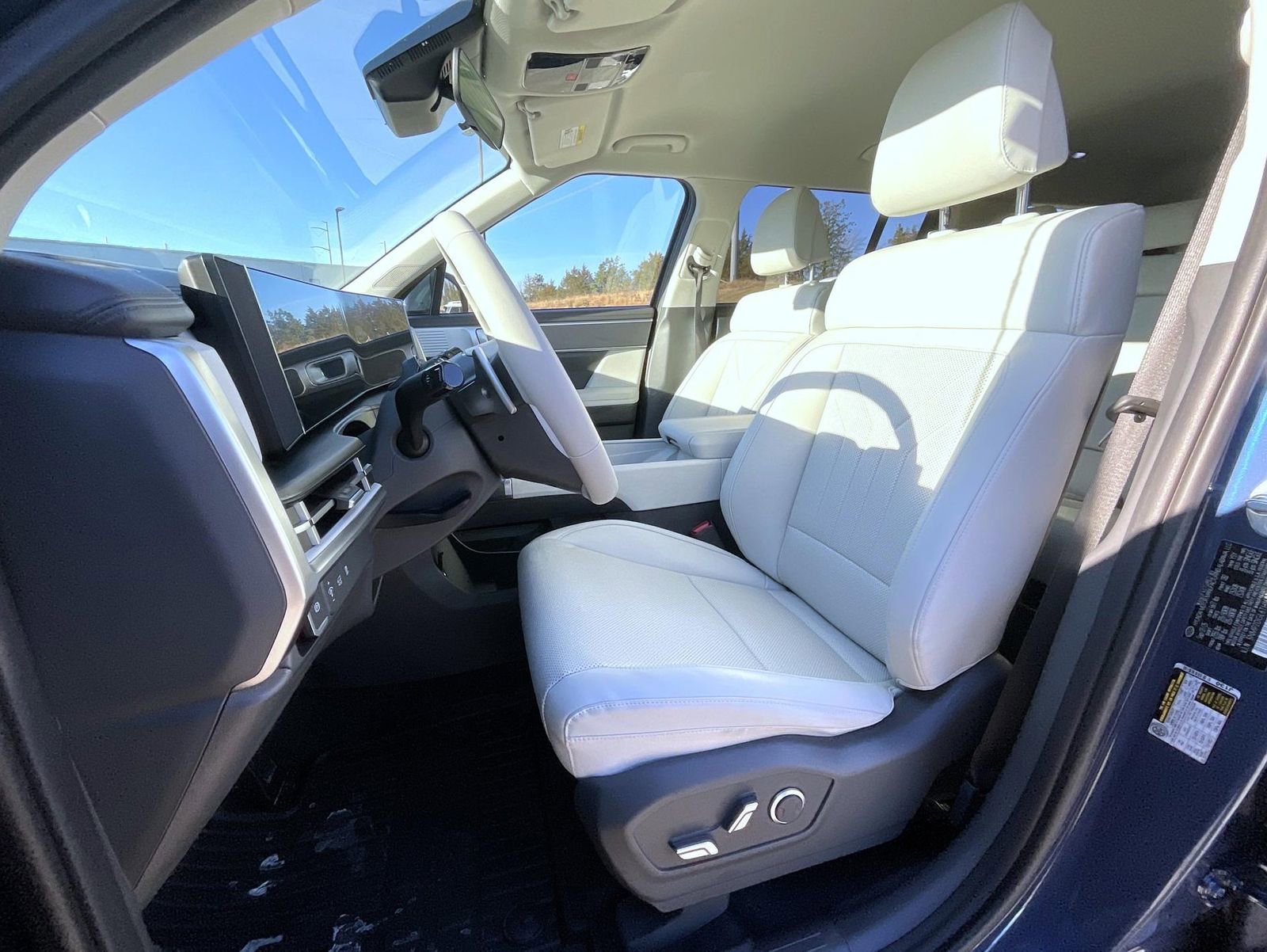 Certified 2026 Hyundai Santa Fe SEL image 11