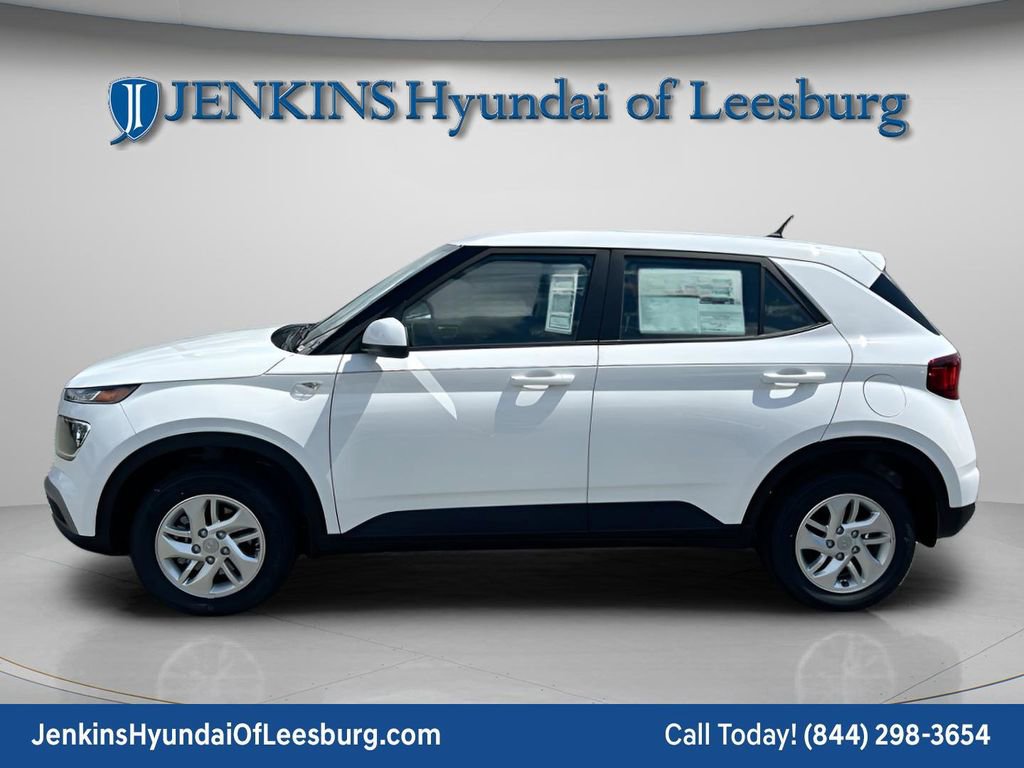 New 2026 Hyundai Venue SE image 9